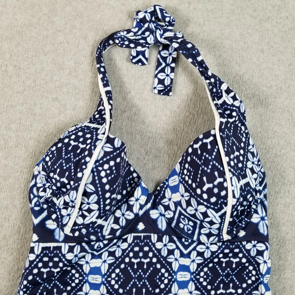 Tommy Bahama item good